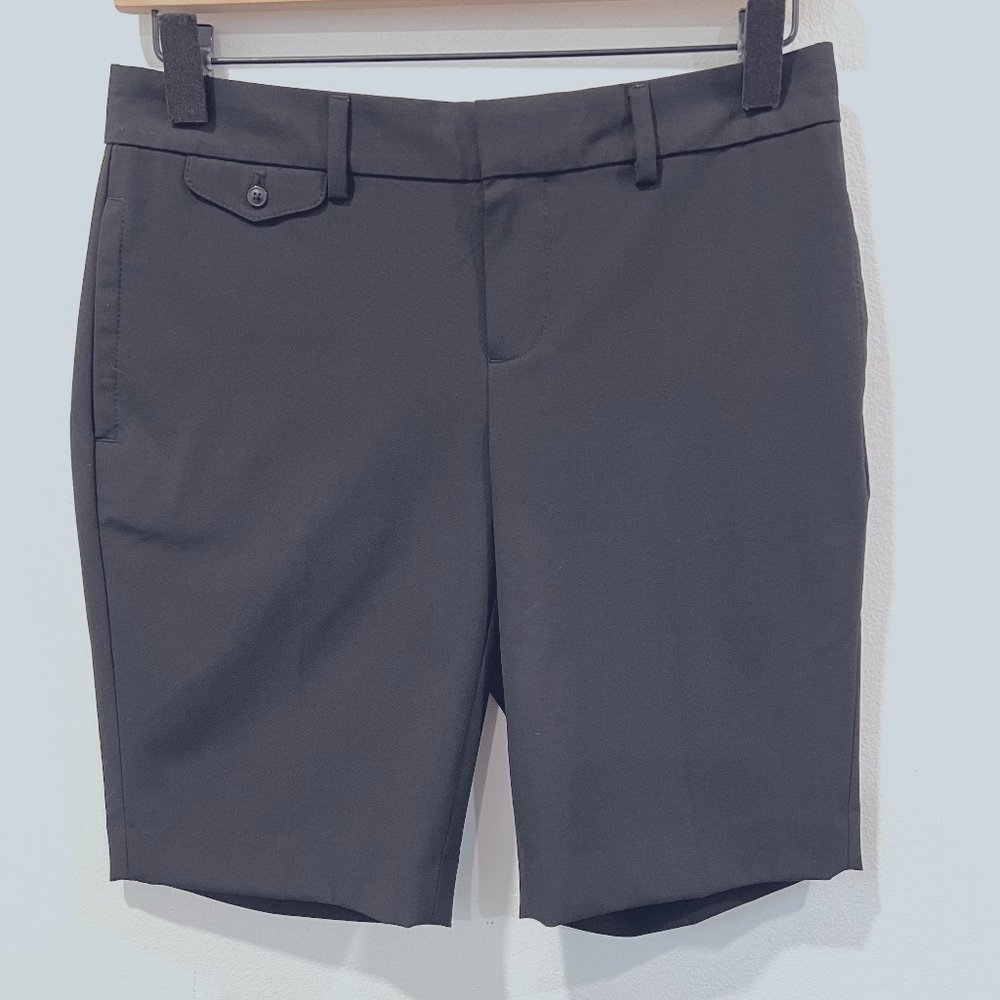 Gap Black Trouser Shorts Size 00P Petite